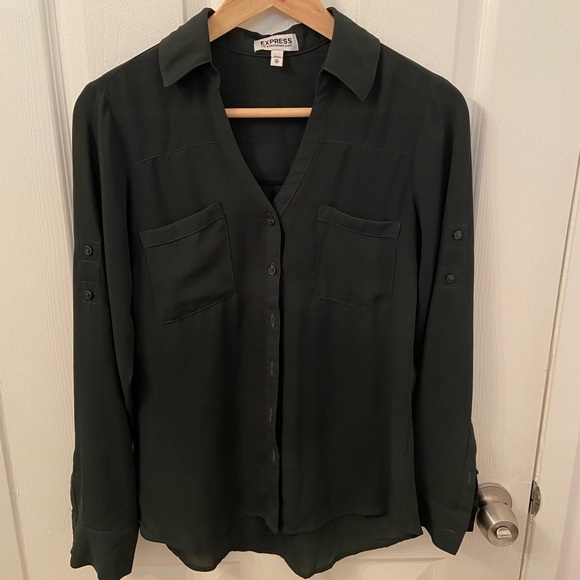 Express Tops - Green Express blouse